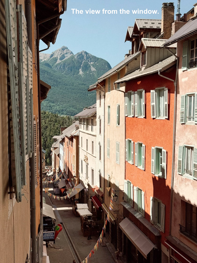 Renovated Alpine home surrounded by mountains in the UNESCO old town of Briançon.