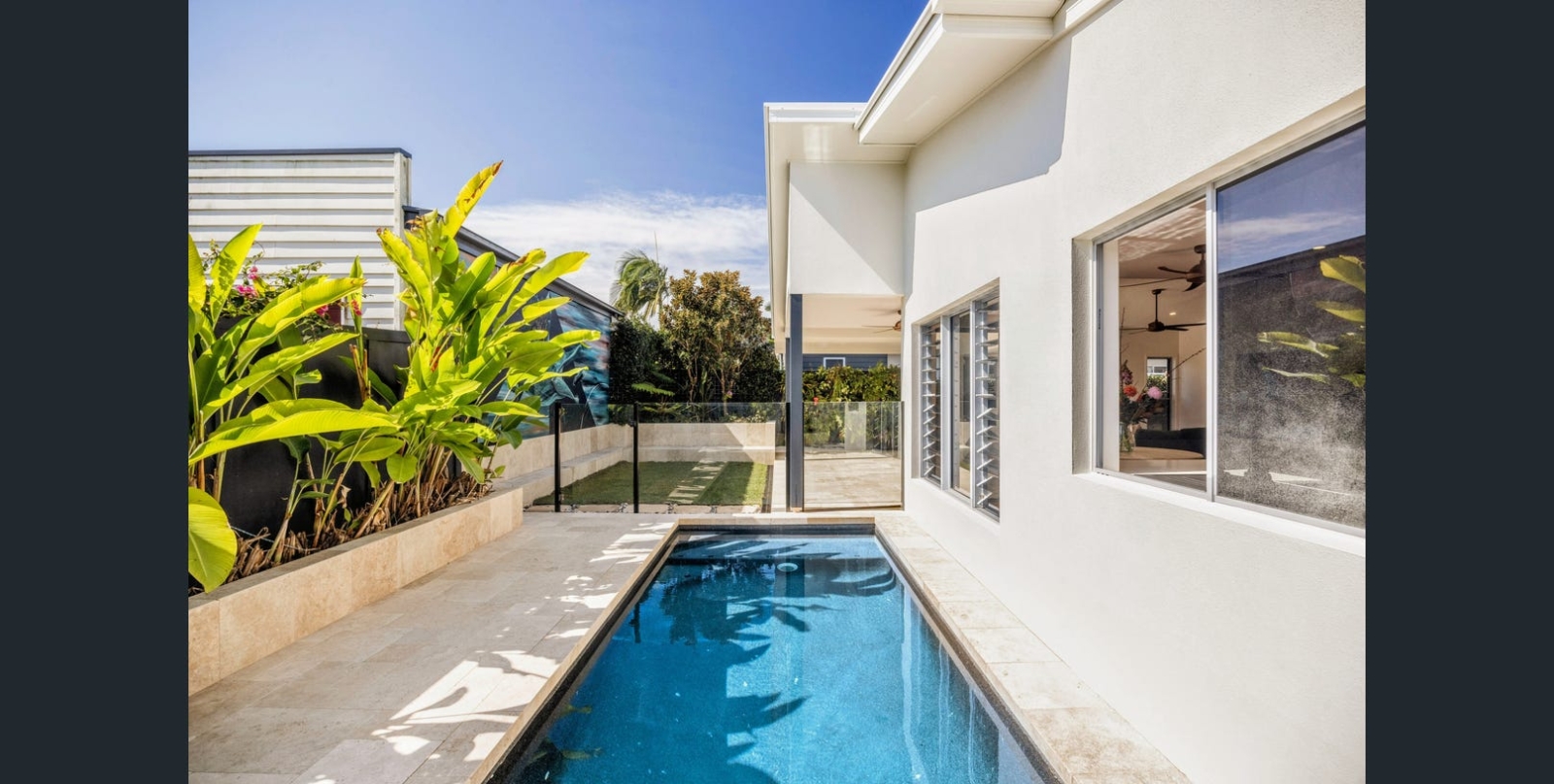 Luxury Beachside Home - Sunshine Coast Australia l Seeking Ski-In / Ski-Out Canada Swap