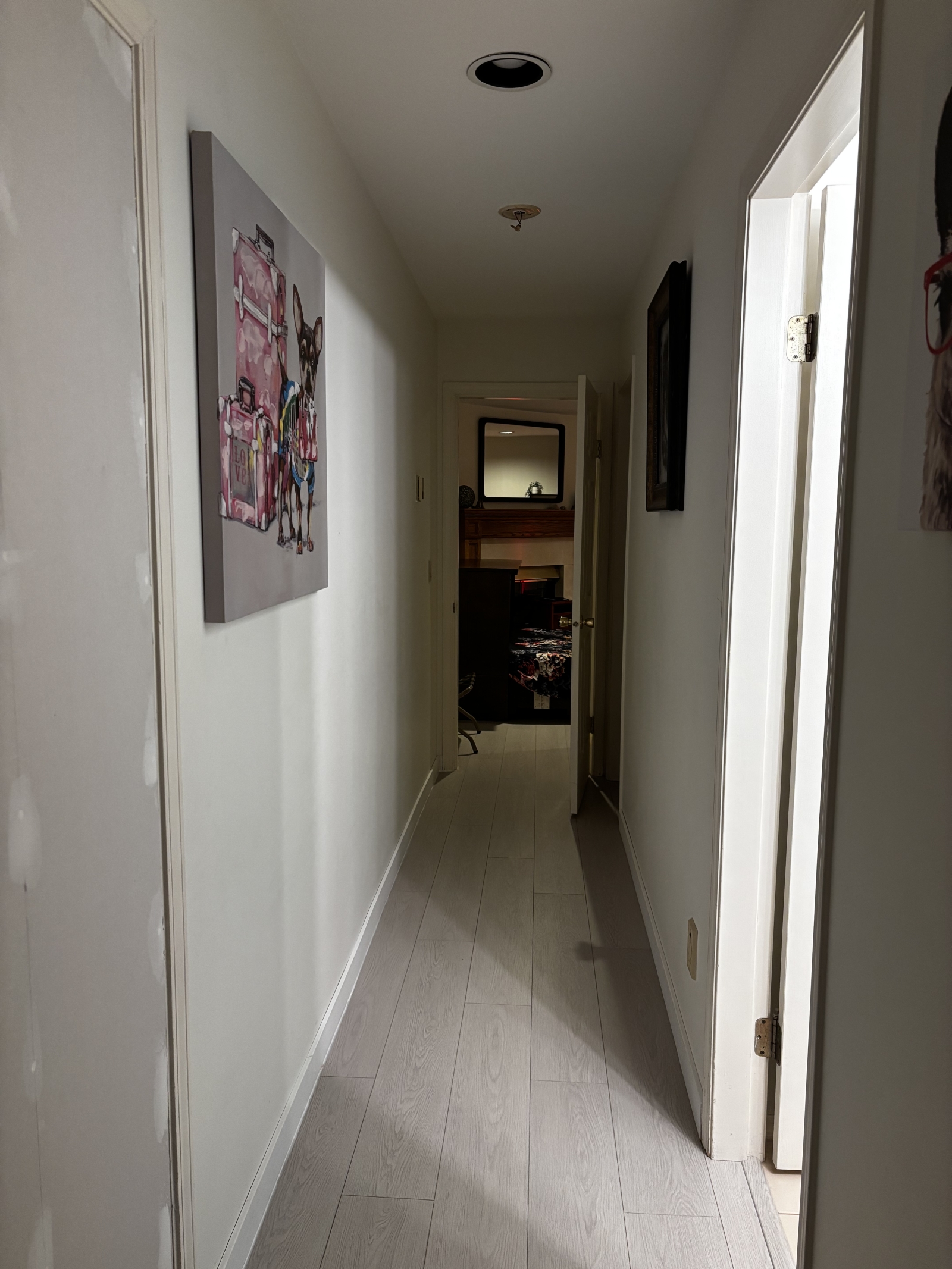 Arbutus Adjacent Suite