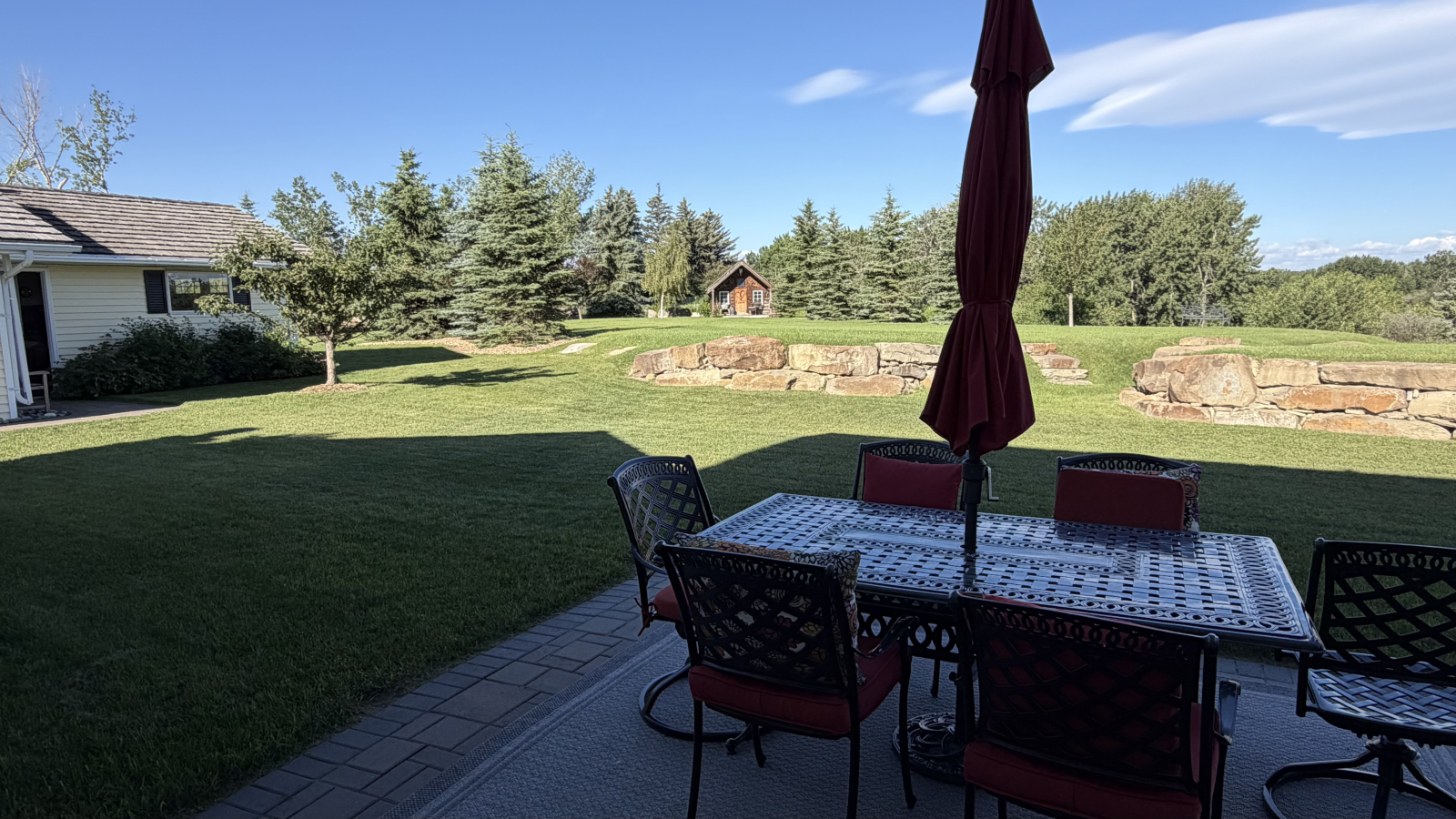 Casa de campo a 2 minutos de un bonito pueblo histórico, cerca de Calgary y Banff