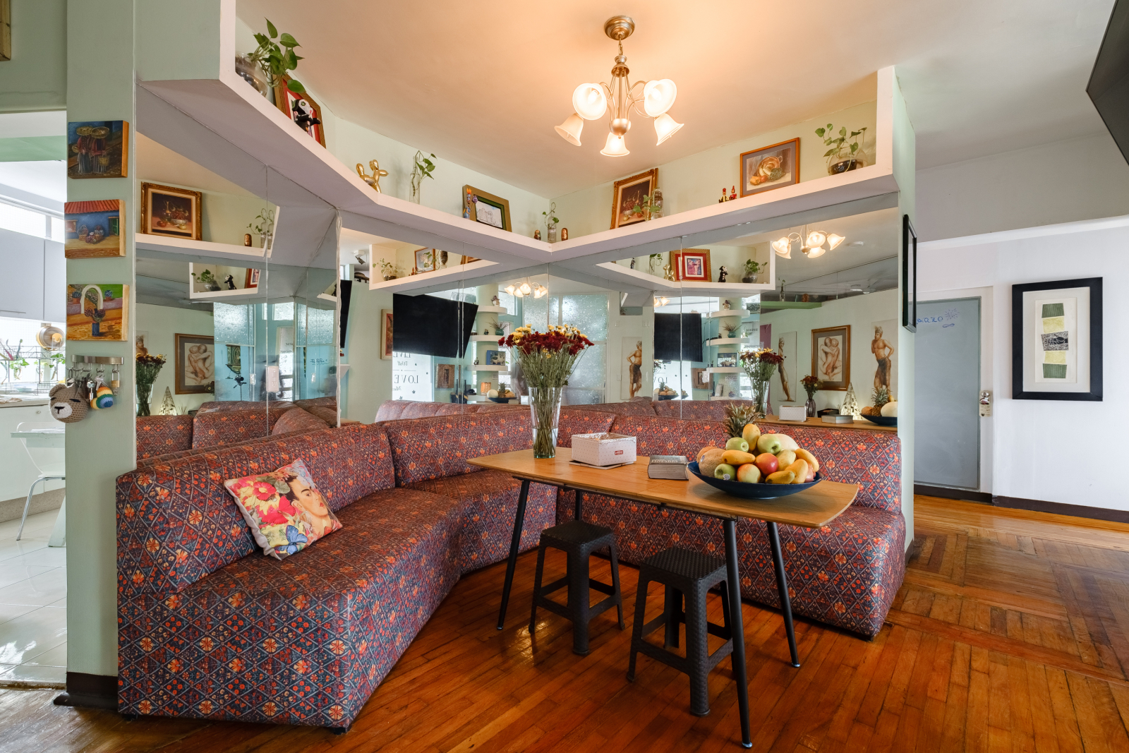 shared dining & living room in one with 70" shared tv