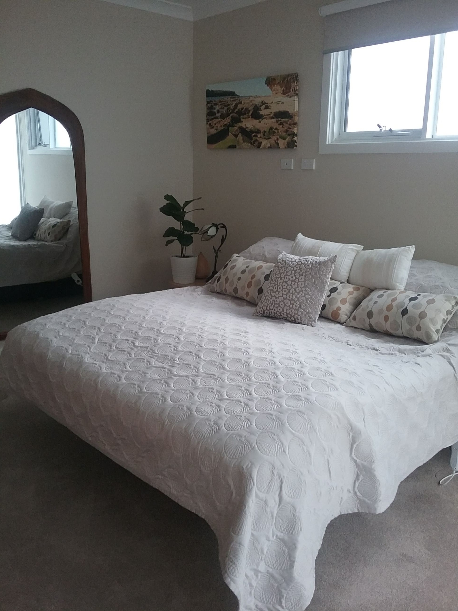 Vredig appartement met twee slaapkamers aan de baai