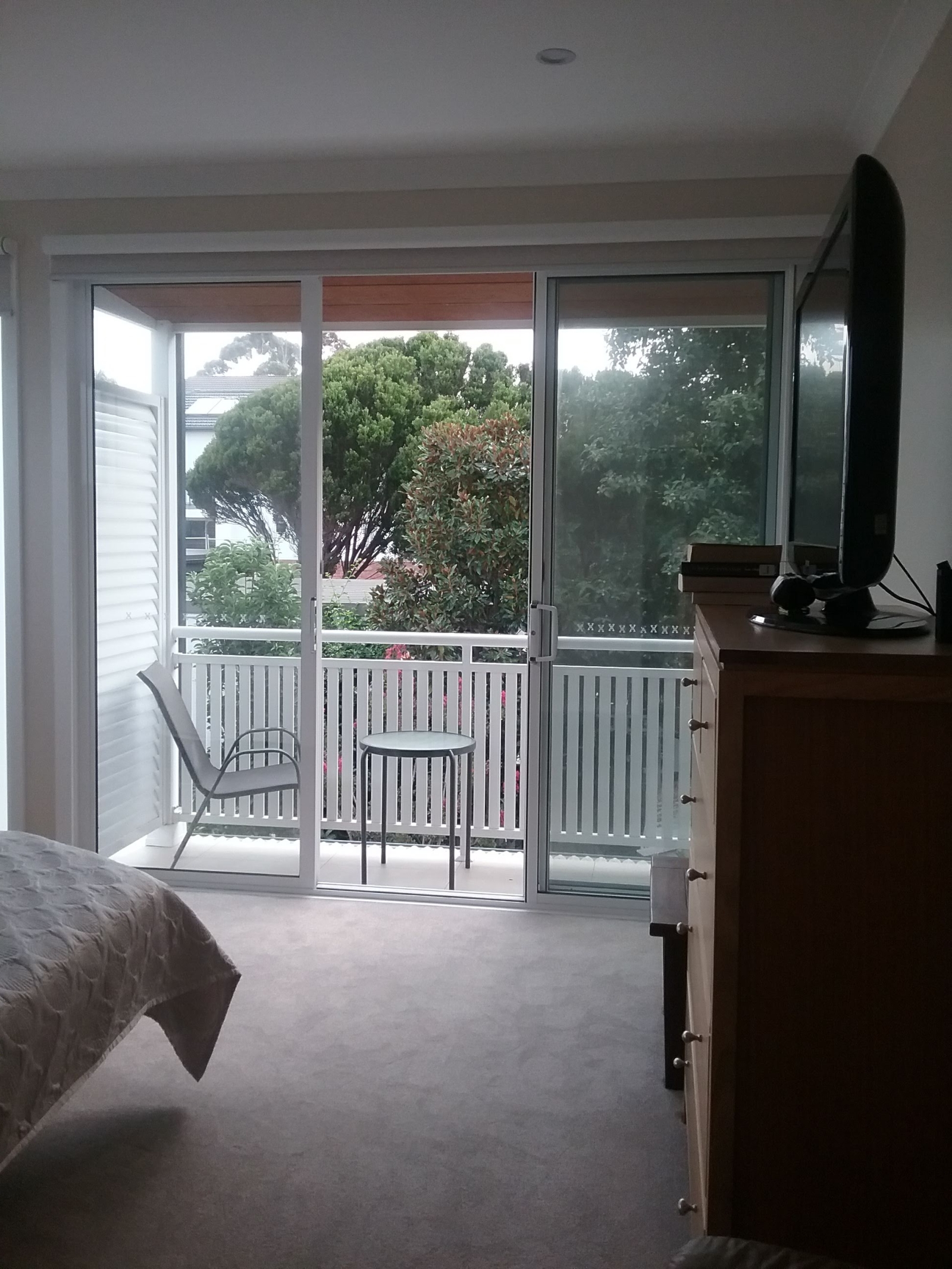 Vredig appartement met twee slaapkamers aan de baai