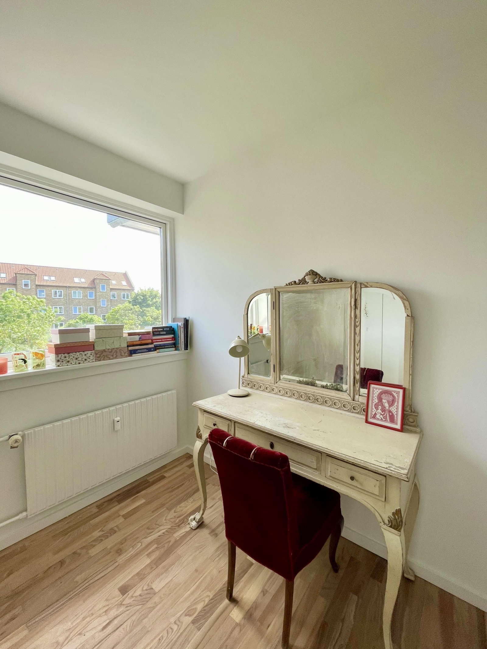 Big newly renovated Copenhagen apartment with balcony