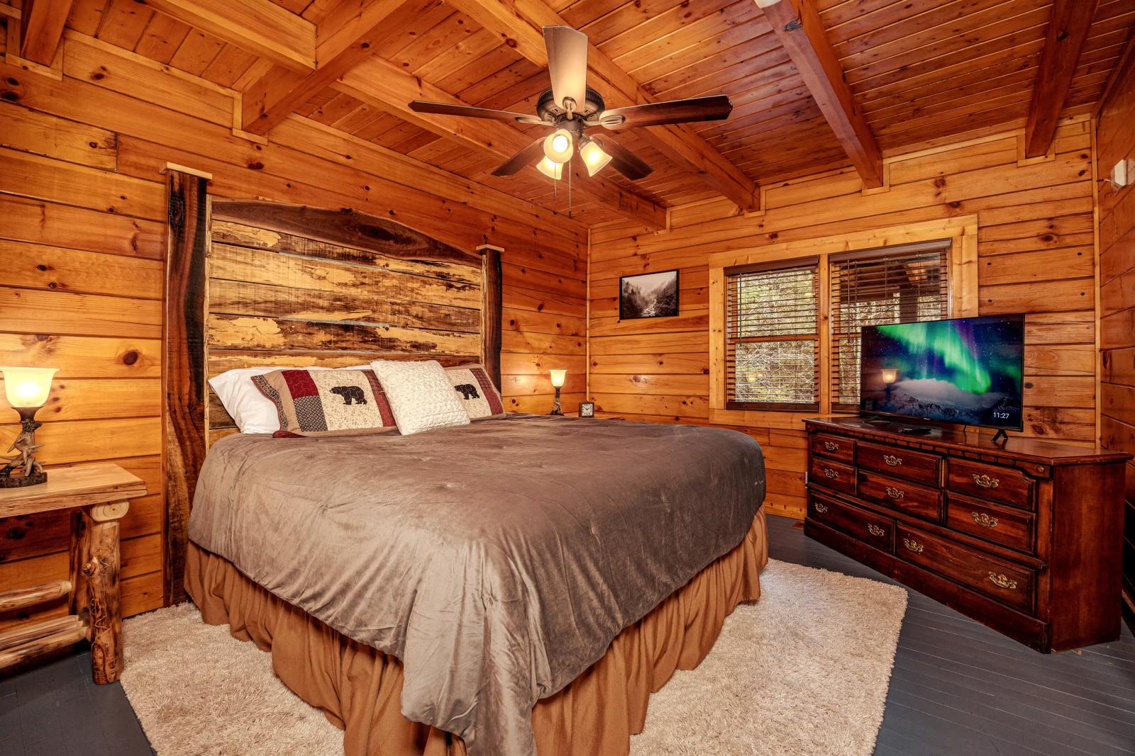 Cabaña privada Creek | Jacuzzi | Sala de Juegos | Cerca de Dollywood ⭐