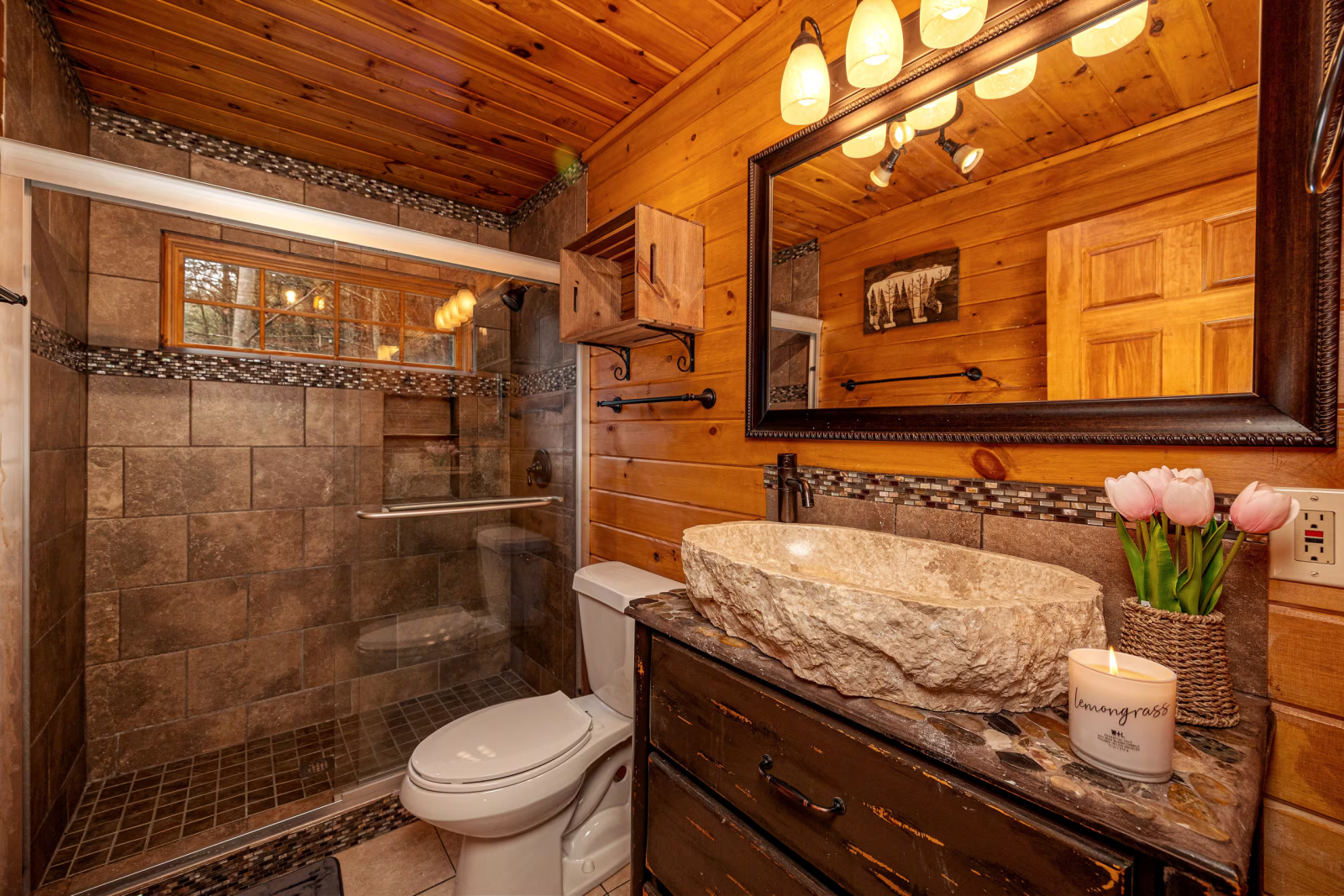 Cabaña privada Creek | Jacuzzi | Sala de Juegos | Cerca de Dollywood ⭐