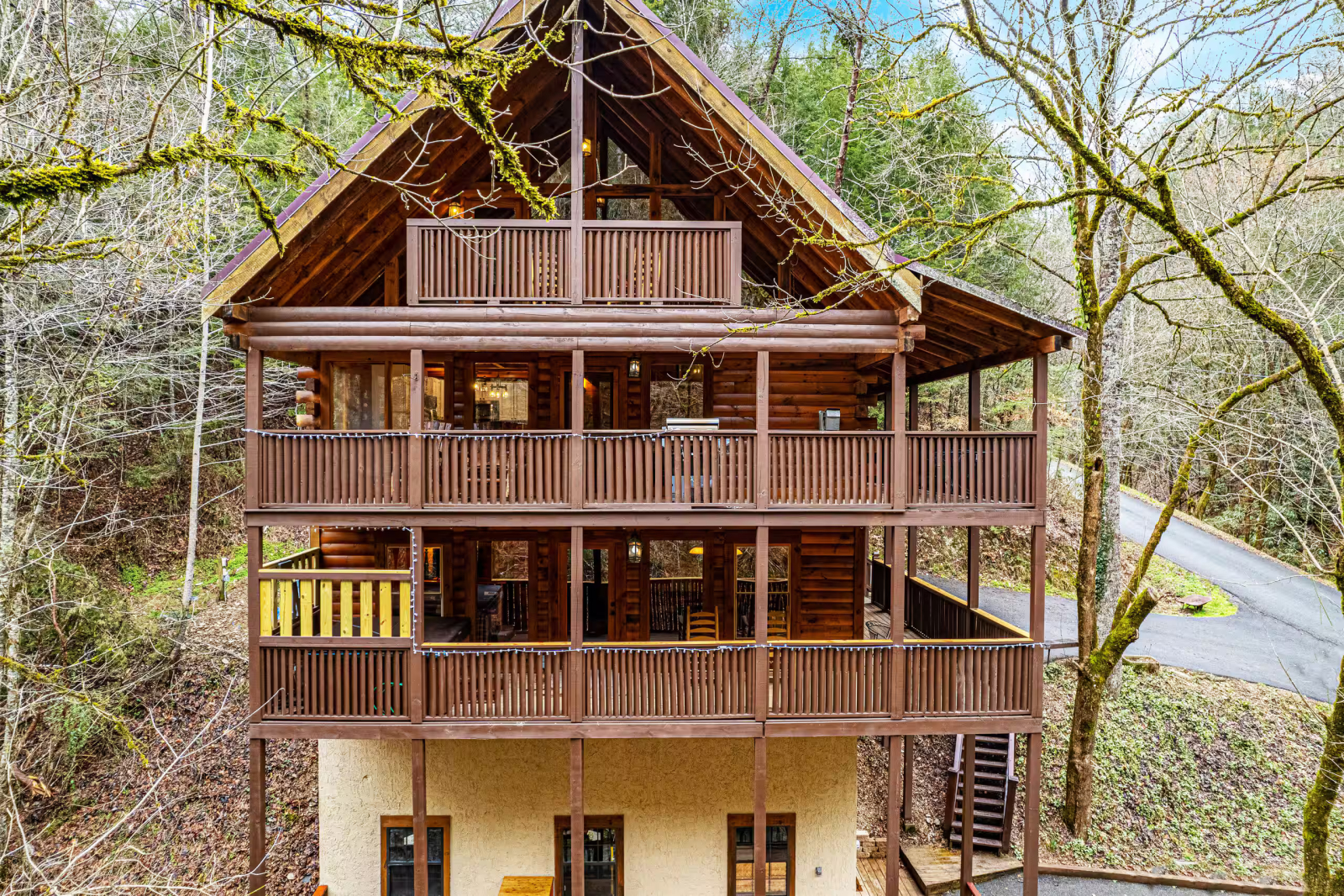 Cabaña privada Creek | Jacuzzi | Sala de Juegos | Cerca de Dollywood ⭐