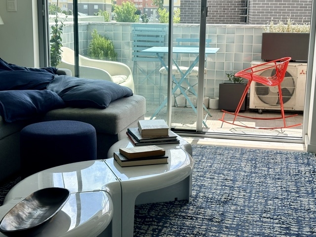 Modern, convenient apartment, in a quiet residential suburg, close to the airport and Metro