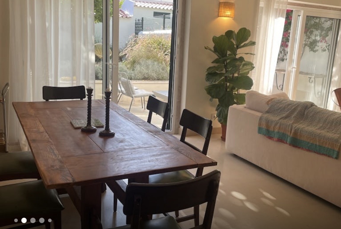 Peaceful and charming home 5 min walk to the beach