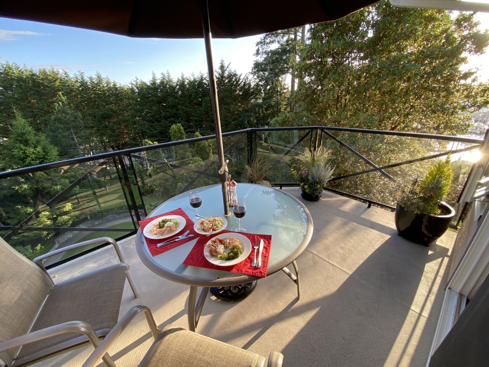 Miraloma Studio Penthouse Suite
