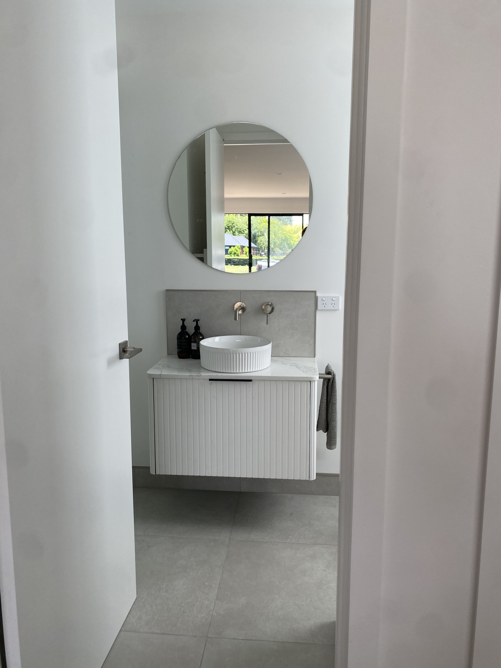 Apartamento separado en el campo, con vistas preciosas y privacidad