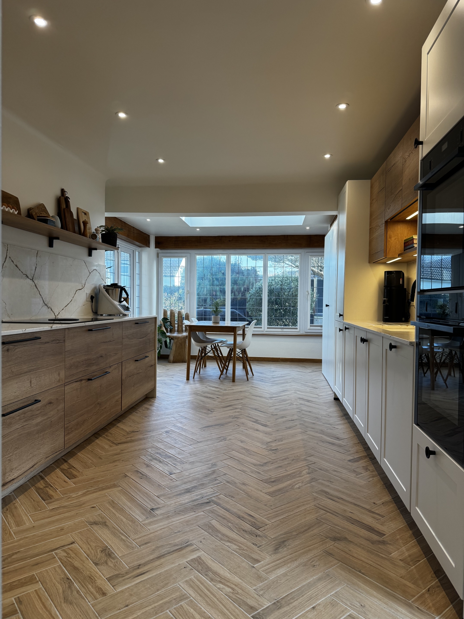 Prachtig karaktervol huis met 4/5 slaapkamers op een privéstrandlandgoed, West Sussex, handig voor Goodwood.