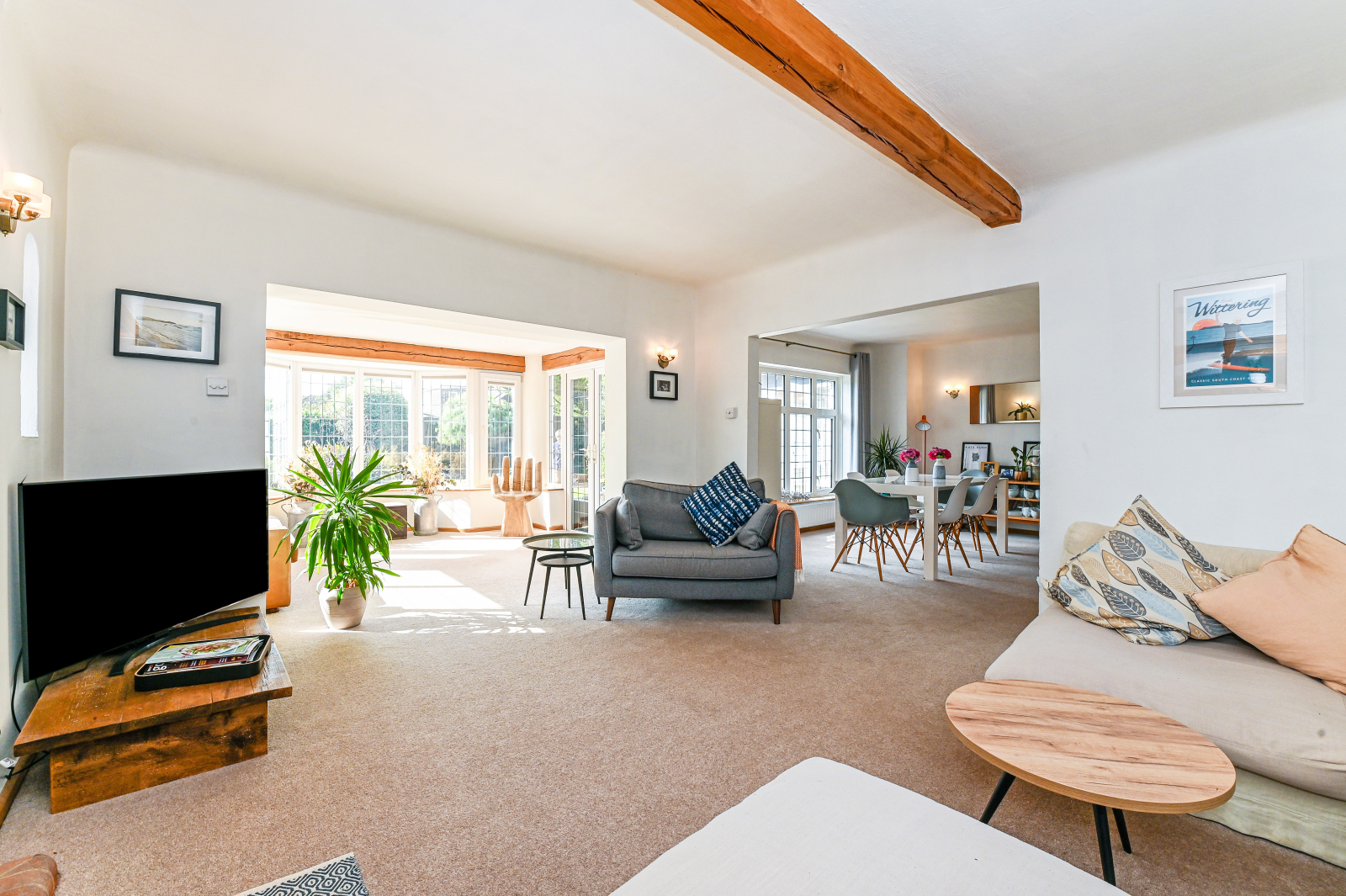Prachtig karaktervol huis met 4/5 slaapkamers op een privéstrandlandgoed, West Sussex, handig voor Goodwood.
