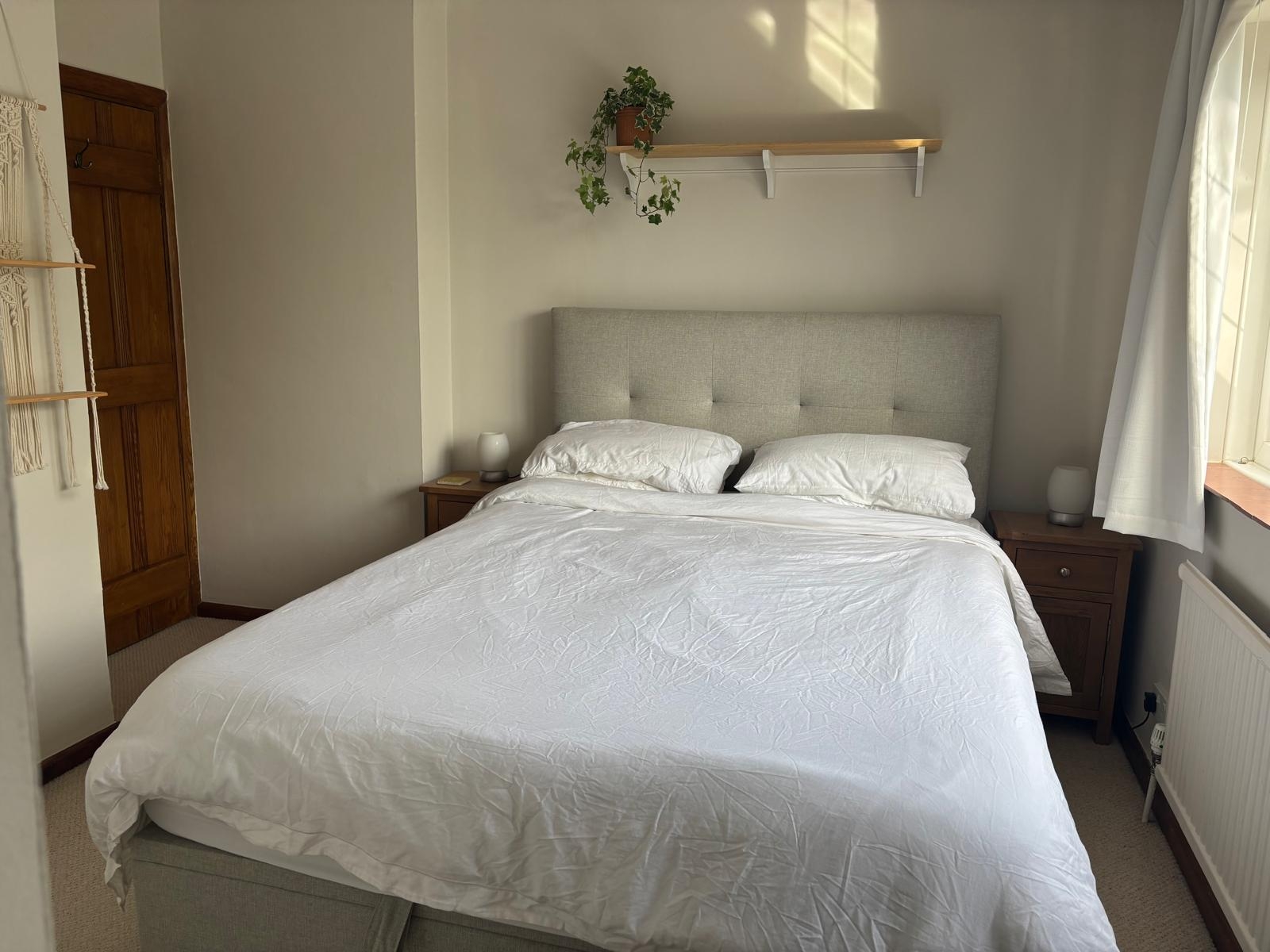 Prachtig karaktervol huis met 4/5 slaapkamers op een privéstrandlandgoed, West Sussex, handig voor Goodwood.