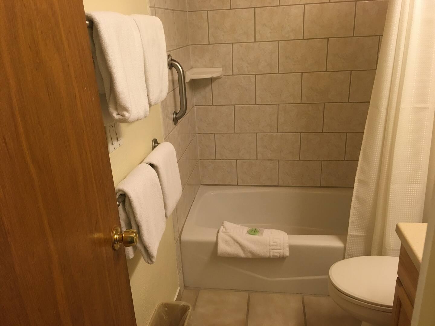Apartamento na montanha da semana de Natal de Vail 51: 1 quarto, 2 quartos para dormir, 6 dormitórios. Caminhe até a Gôndola Um e a Vila!
