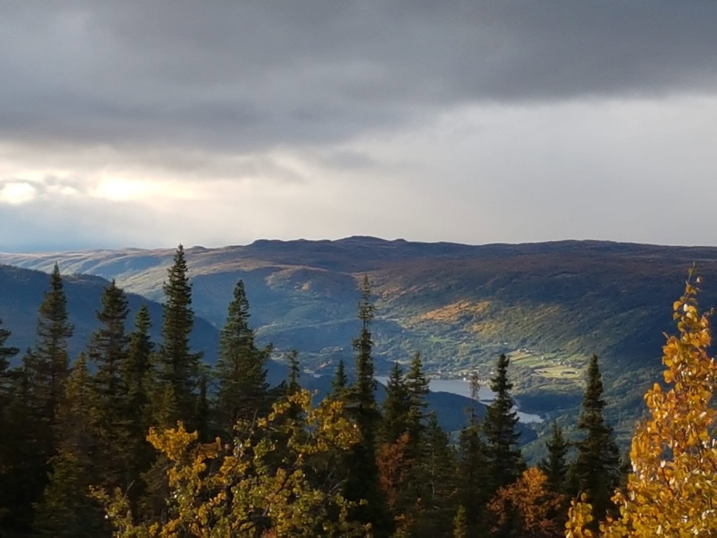 Sciate, escursioni, rilassatevi nella nostra splendida baita di montagna con viste panoramiche