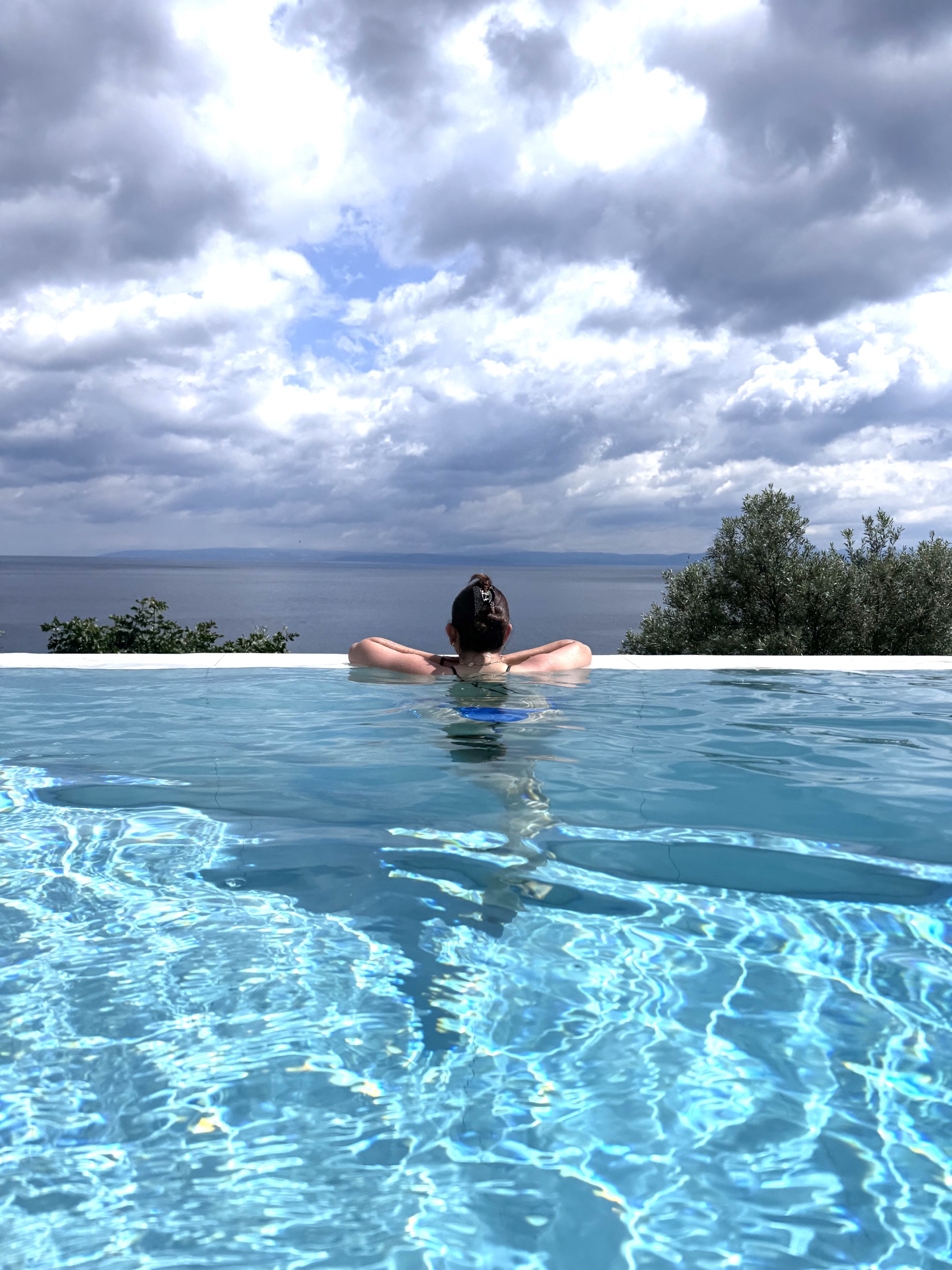 Waterfront Greek Villa with pool and private beach