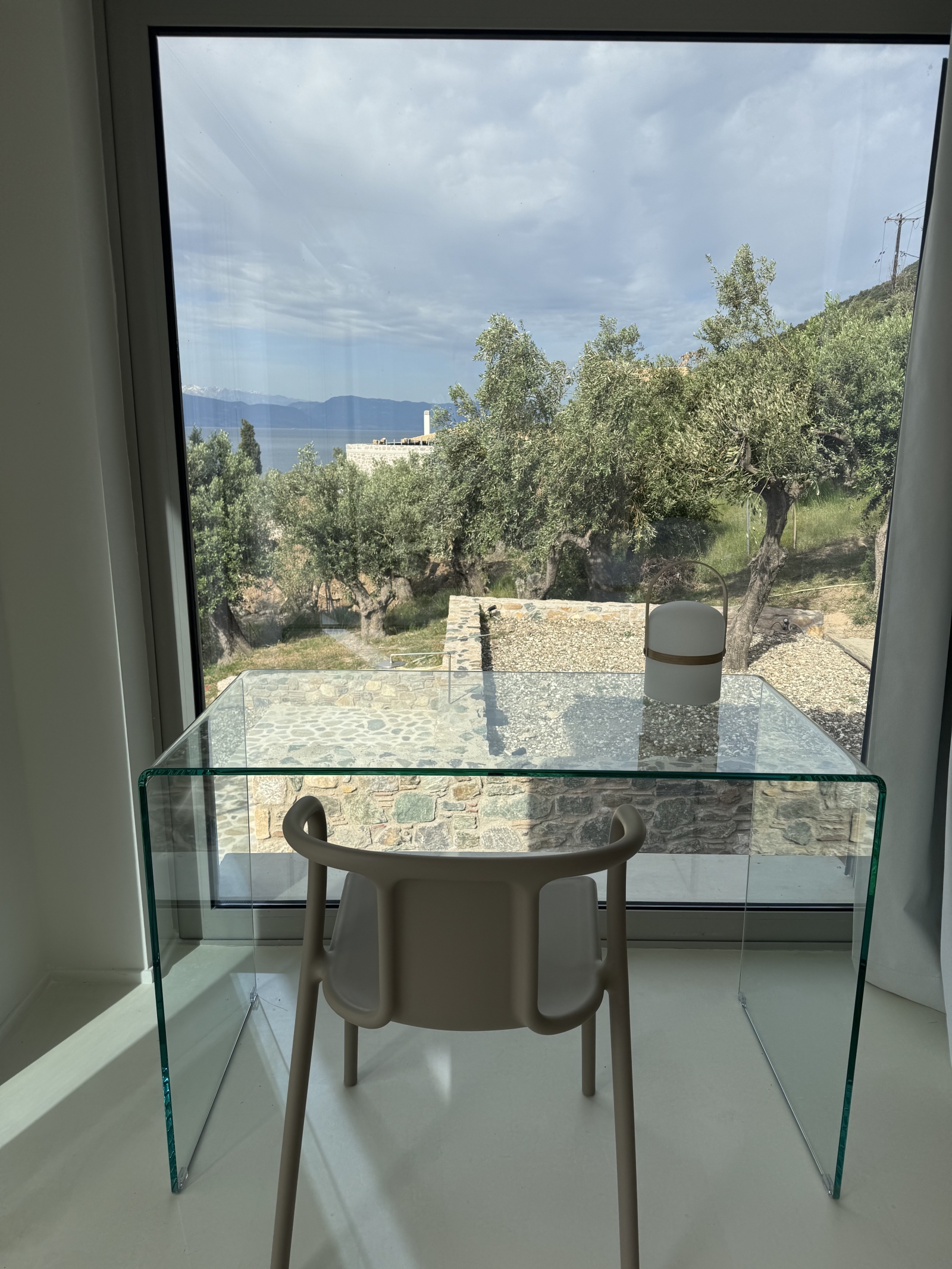 Waterfront Greek Villa with pool and private beach
