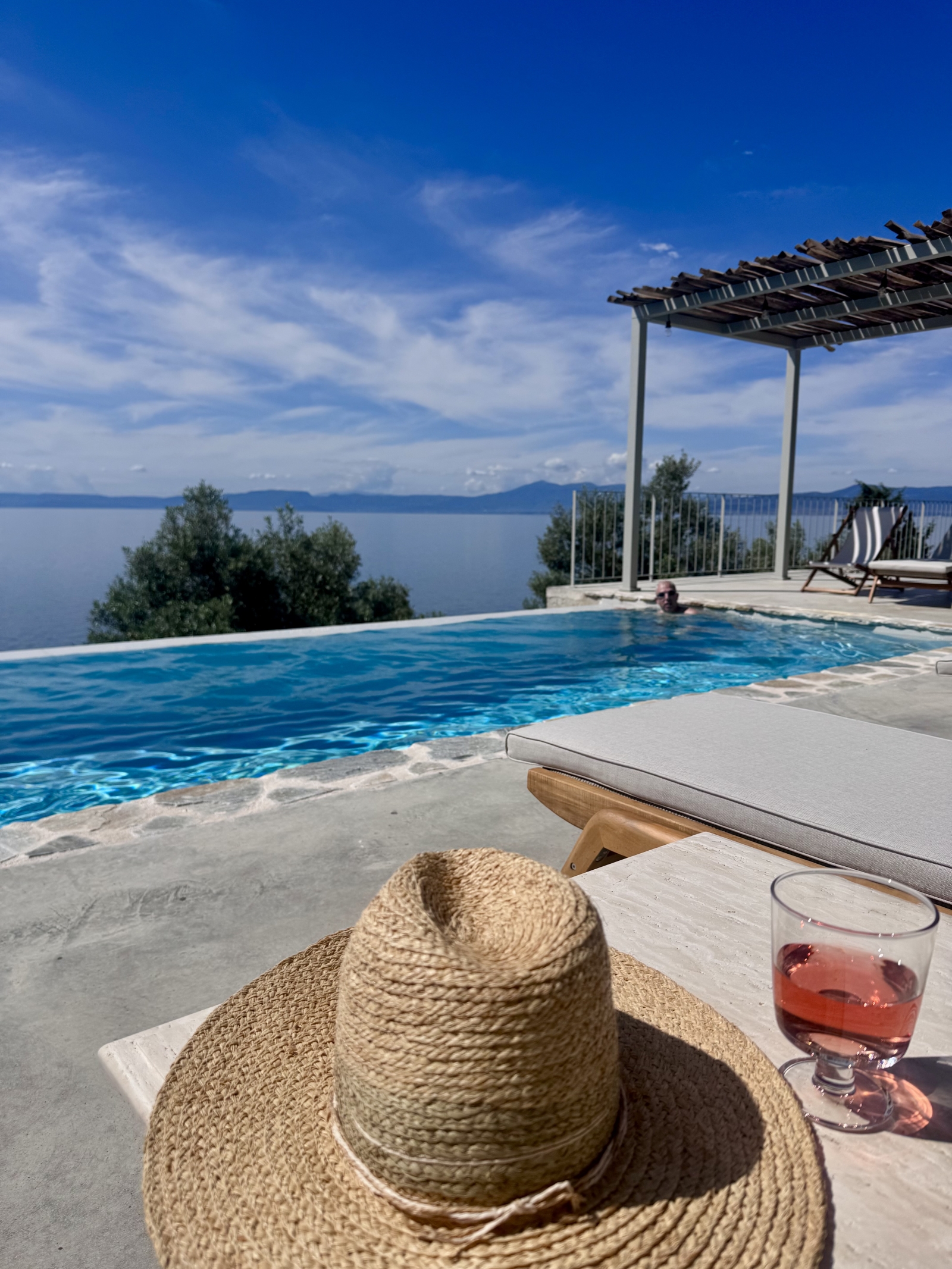 Waterfront Greek Villa with pool and private beach