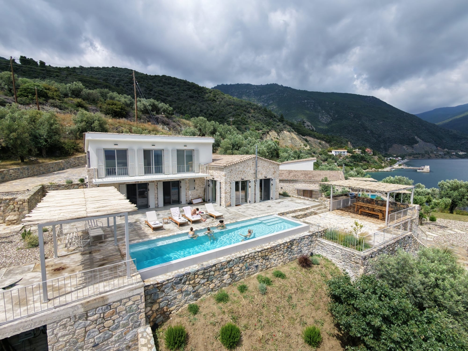 Waterfront Greek Villa with pool and private beach