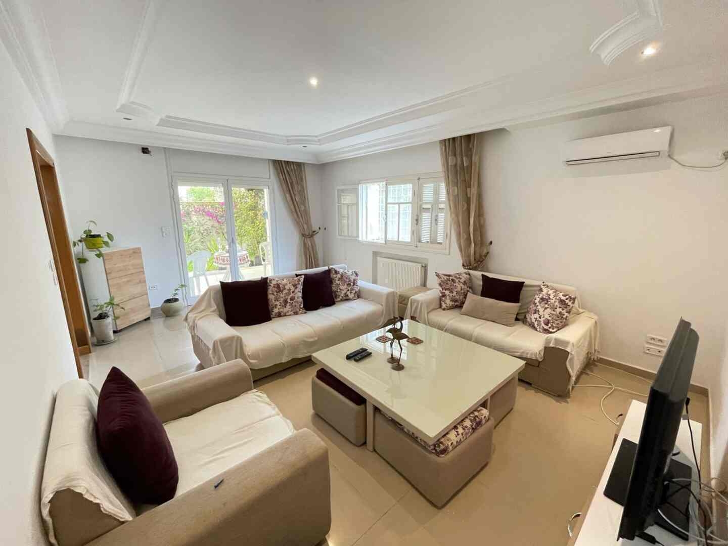 Maison tunisienne dans un quartier balnéaire de la magnifique La Marsa