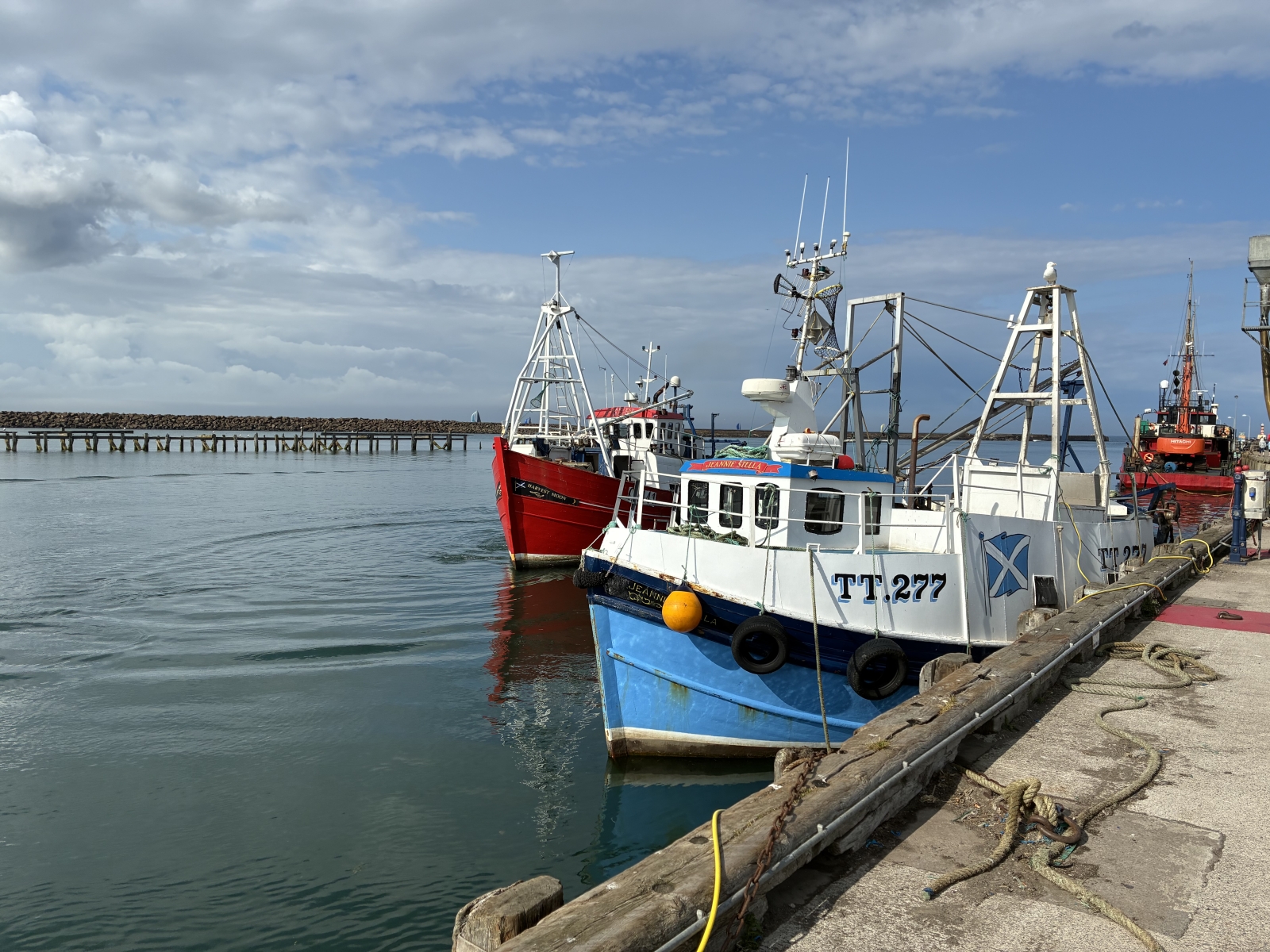Amble está en puerto de trabajo. Barcos de pesca, cruceros de frailecillos y excursiones en barco. A menos de 10 minutos andando de la casa.