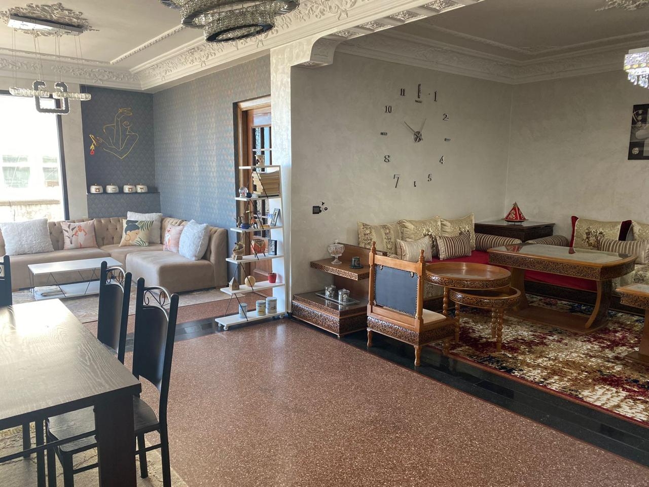Spacious two-bedroom apartment with panoramic views in central Casablanca