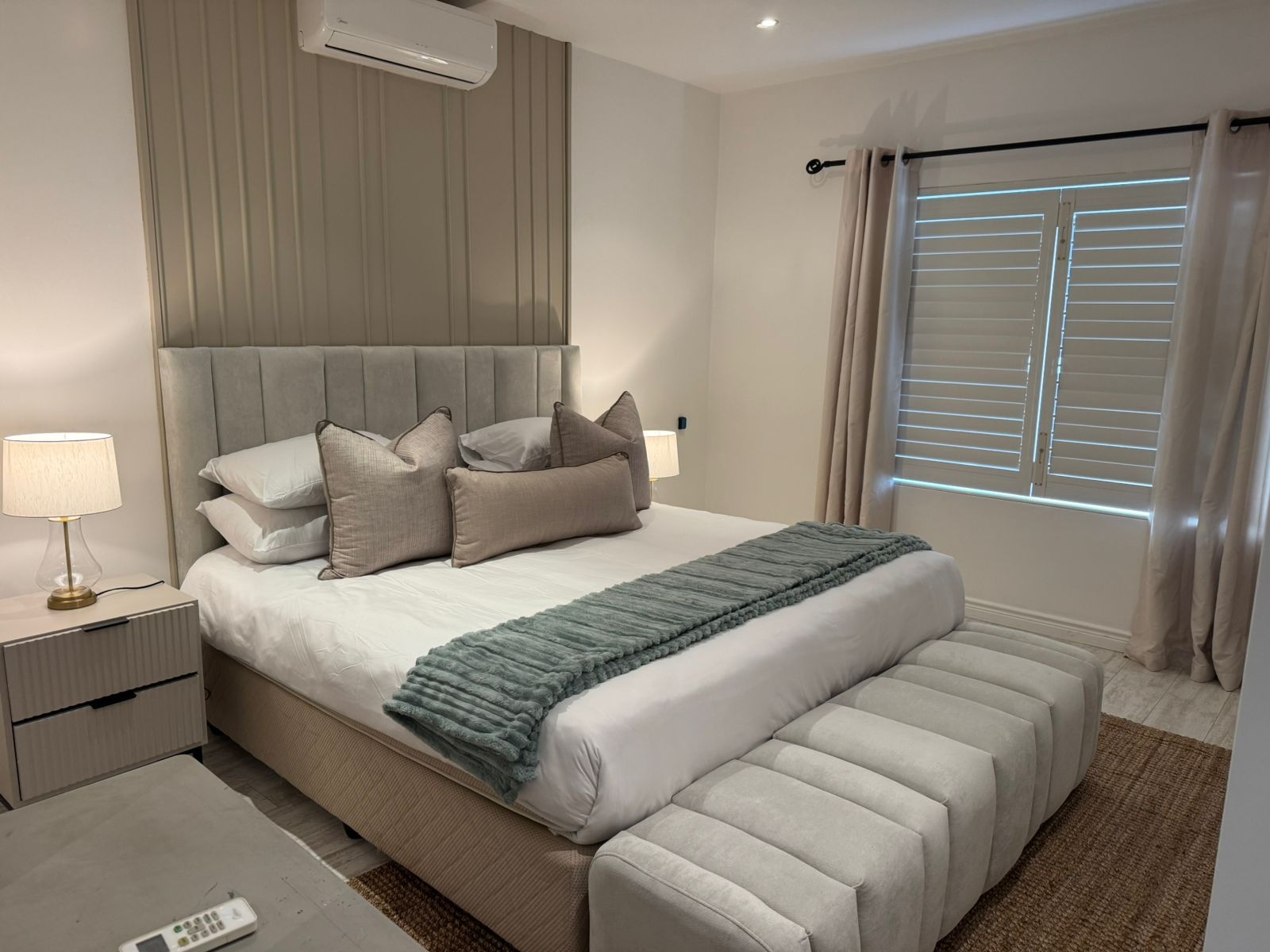 Newly Renovated 2B2BA in the Heart of Cape Town