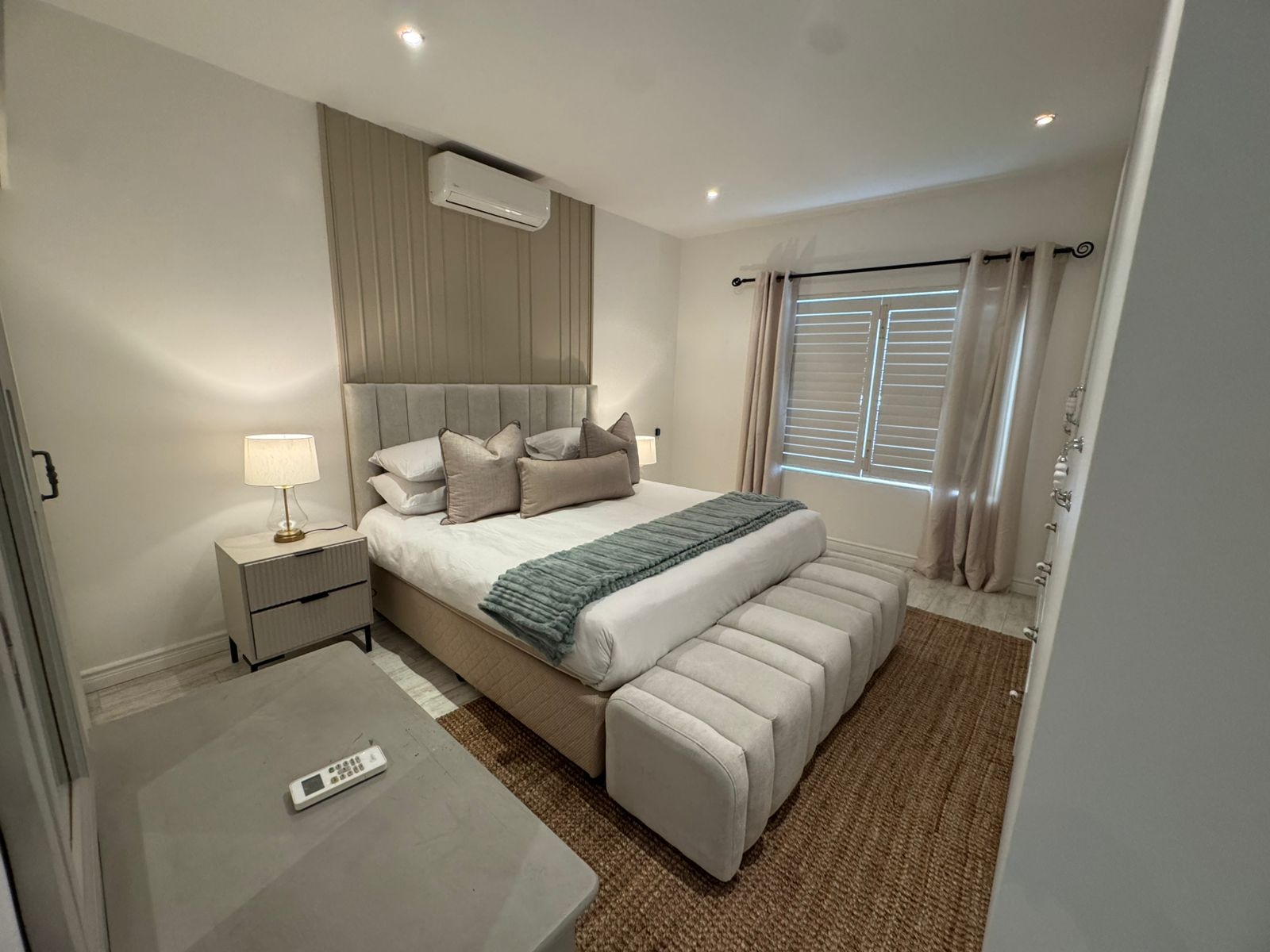 Newly Renovated 2B2BA in the Heart of Cape Town