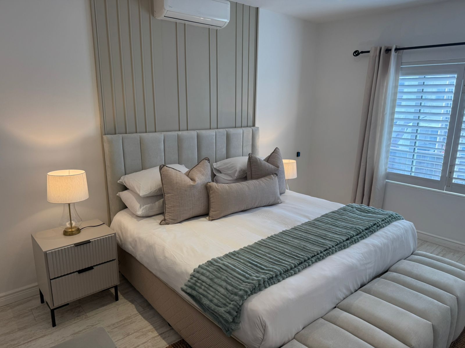 Newly Renovated 2B2BA in the Heart of Cape Town