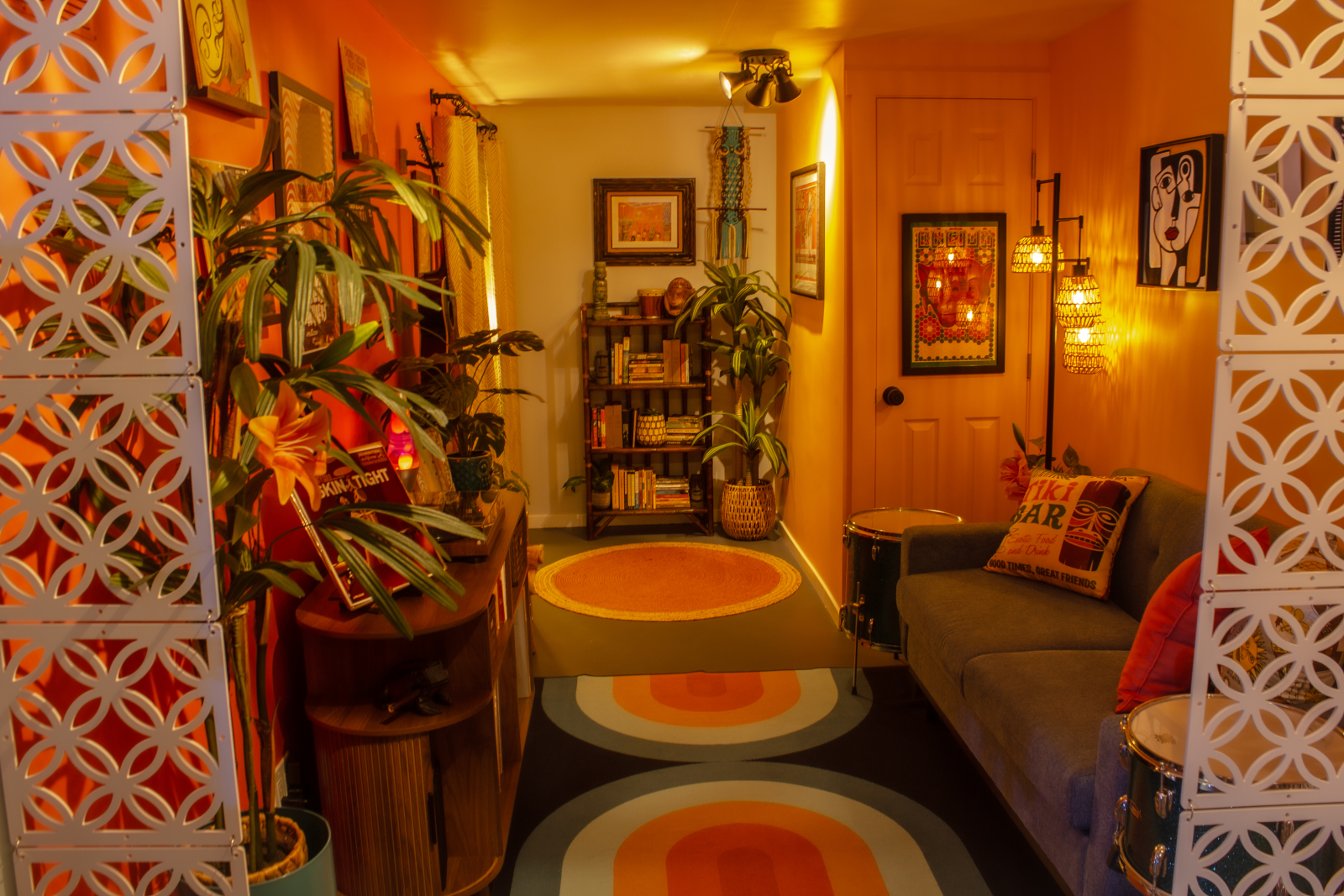 Pineapple Castle : Un Victorian de 1900 de style moderne, un salon Tiki, 6 personnes pour six personnes