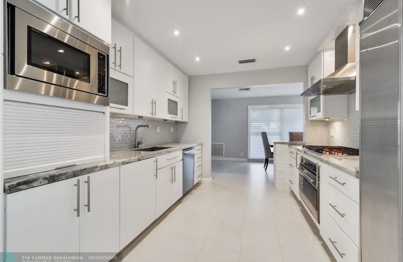 Contemporary Fort Lauderdale Beach Home | Private Pool | 5 Minutes to the Ocean