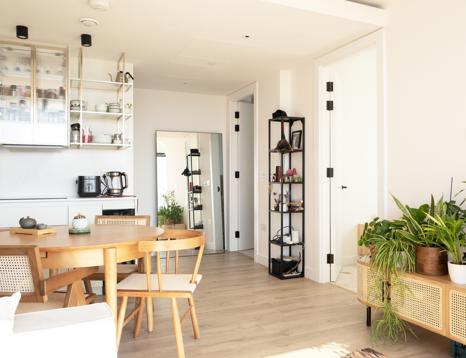 Sunny Modern Flat at the heart of London