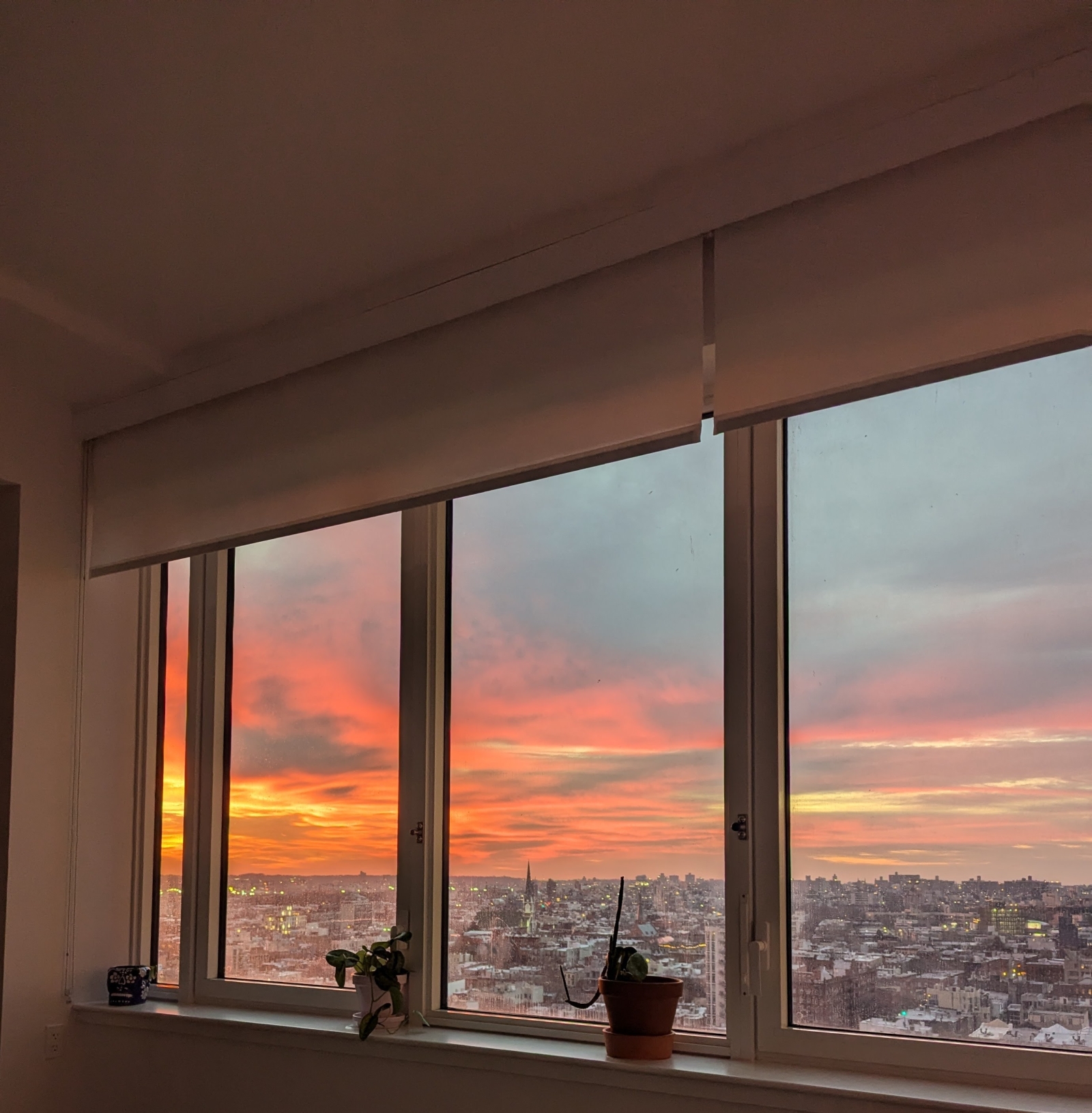 Sunlit luxury studio apartment