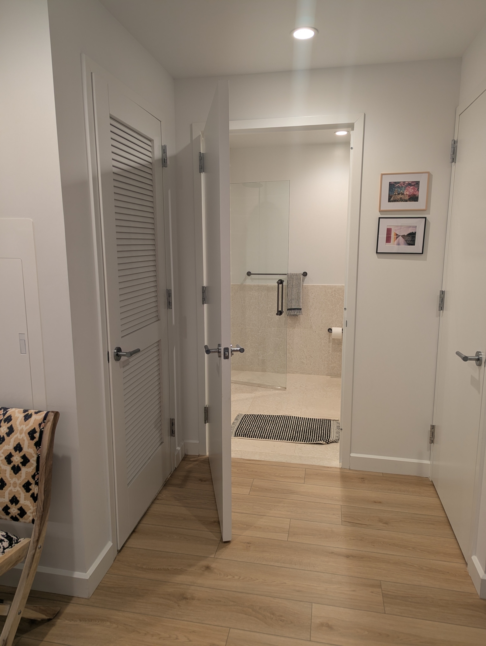 Sunlit luxury studio apartment