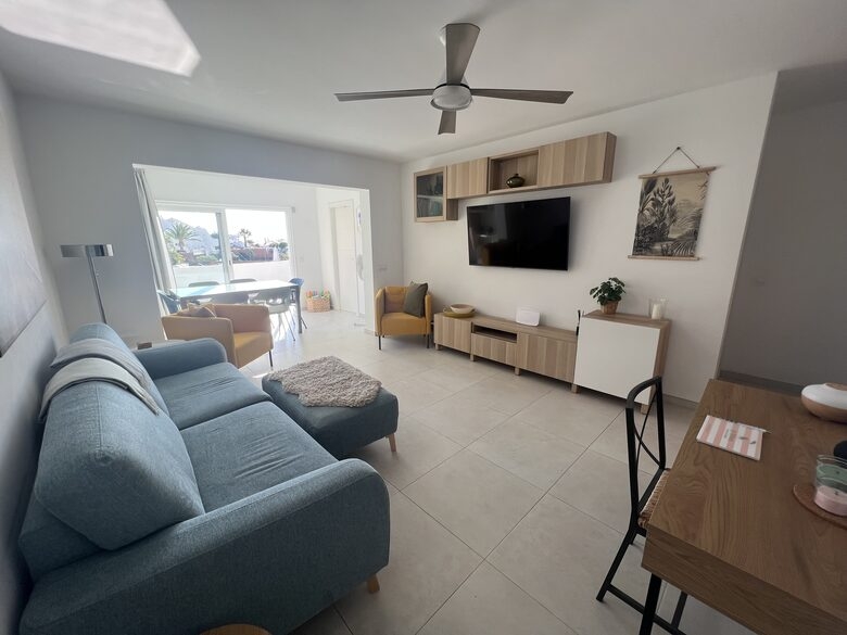 A Refined Apartment with Ocean Views