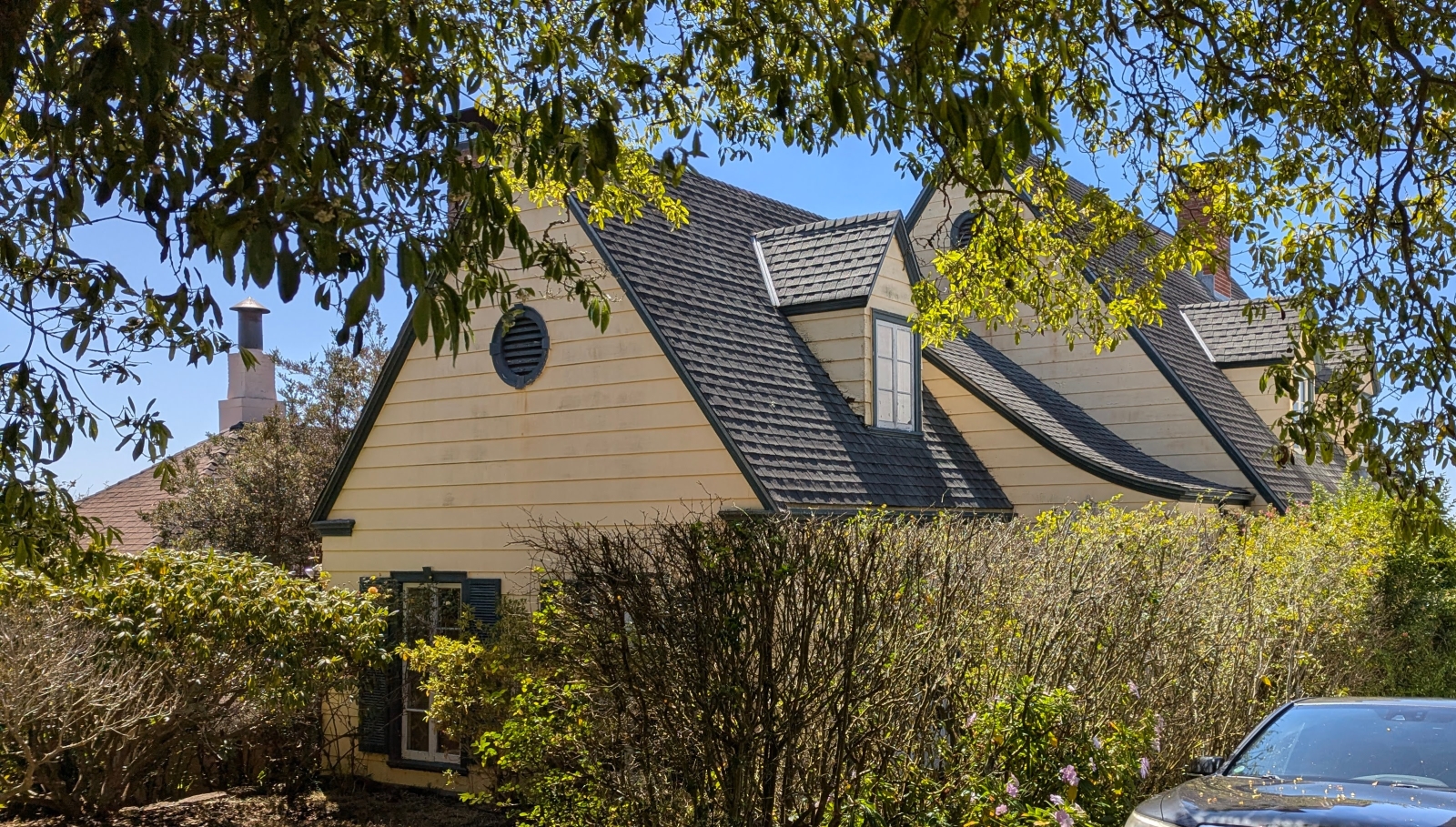 Vorderseite des Hauses
