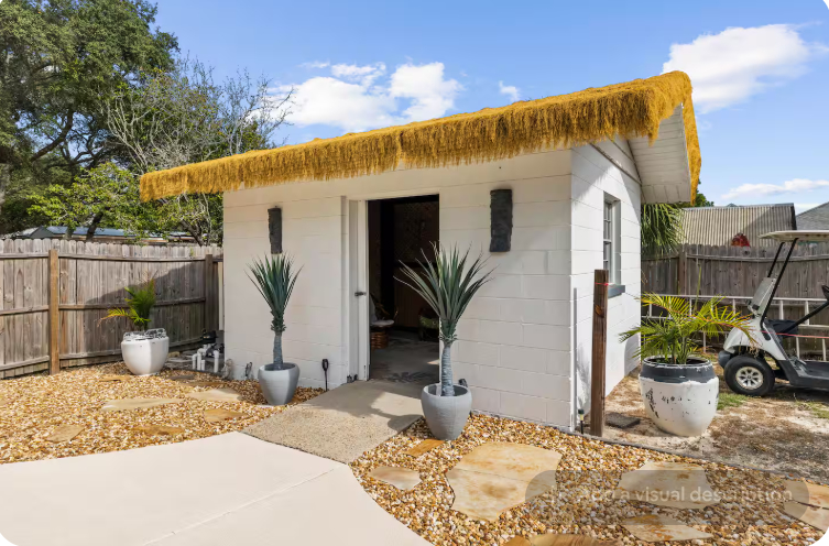 Perfect Beach House. Big yard with a Pool. Tiki Theme. House Panama City Beach FL United States