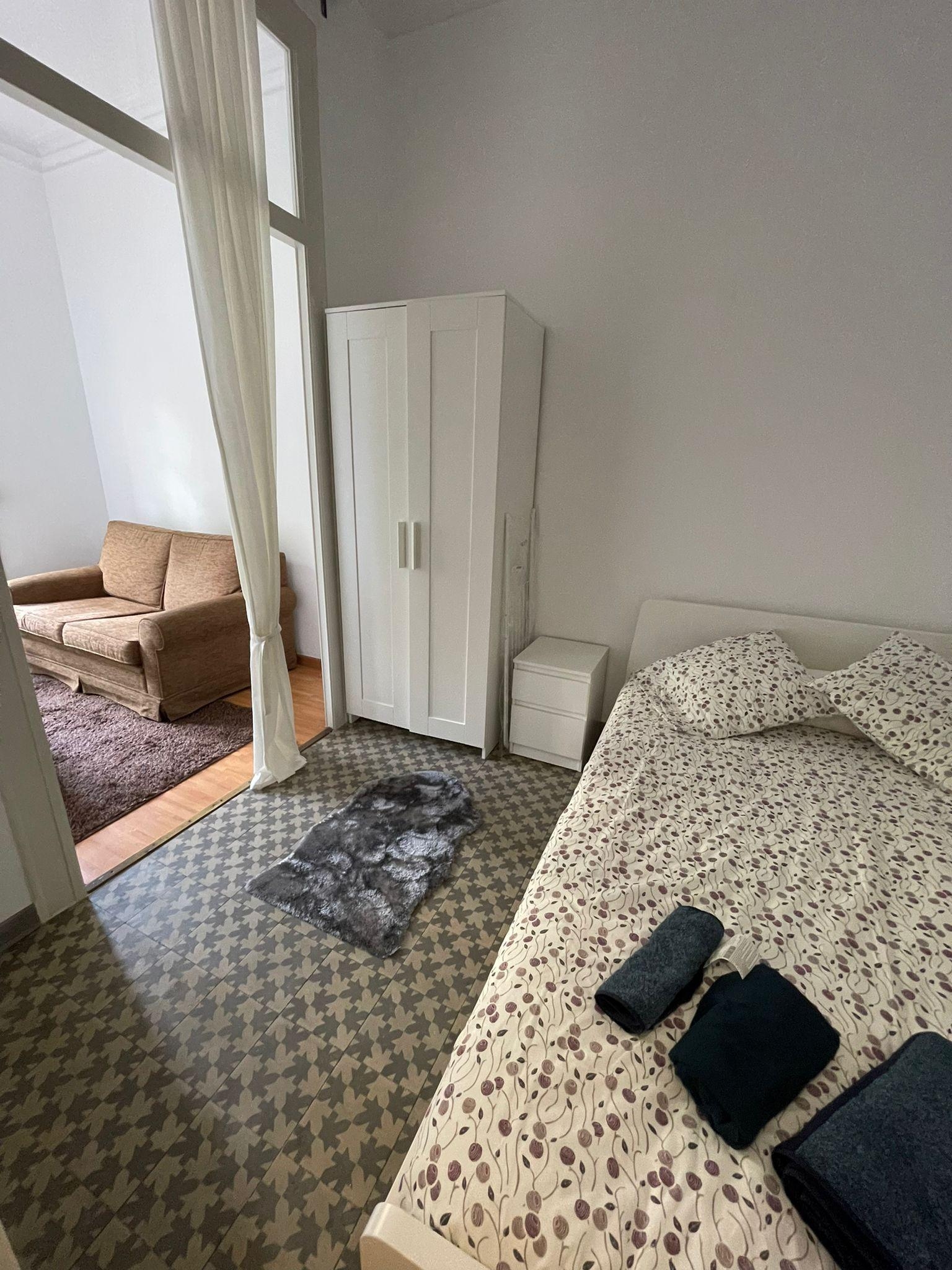 Beautiful and Spacious Apartment in the heart of Barcelona