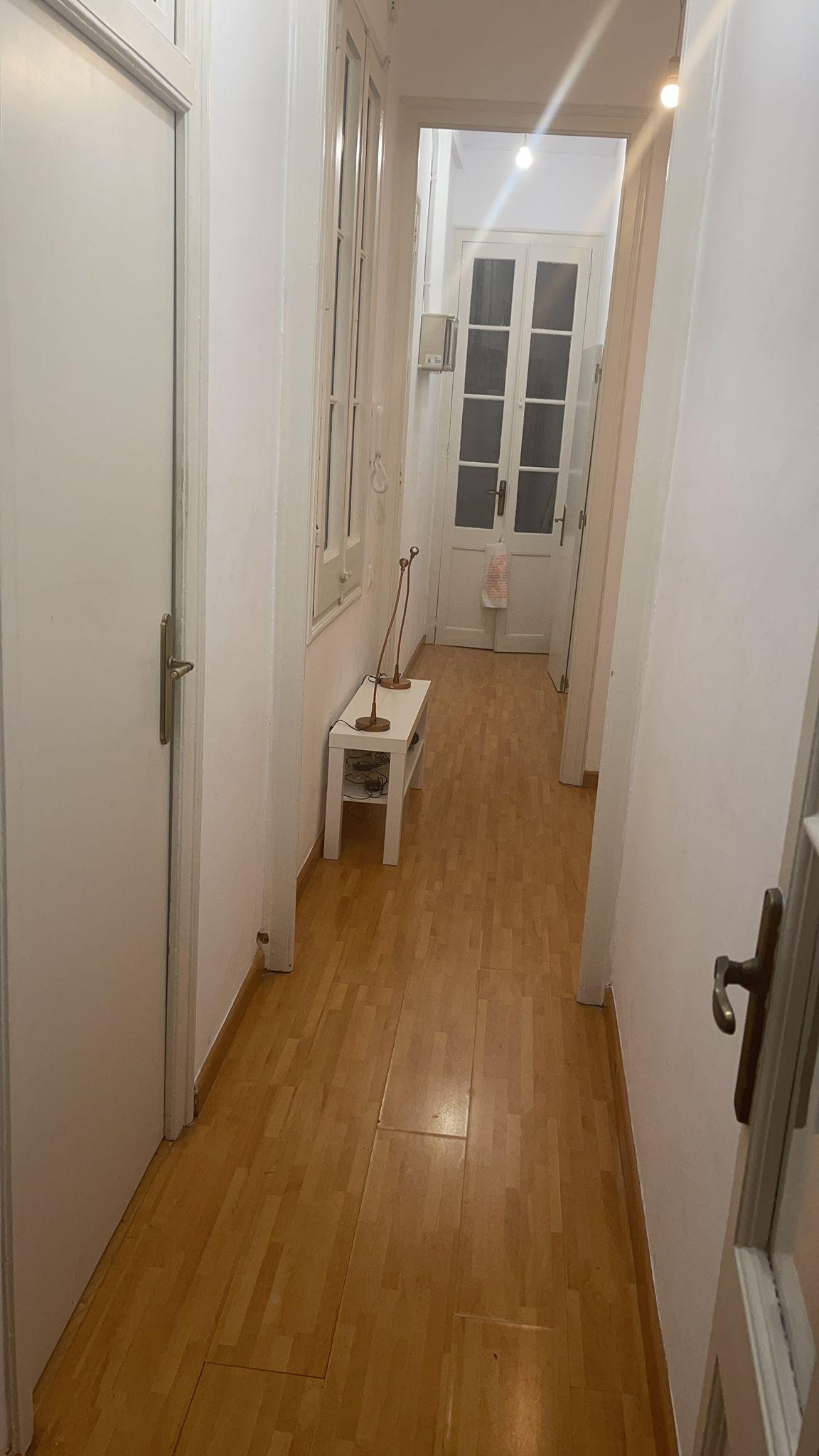 Beautiful and Spacious Apartment in the heart of Barcelona