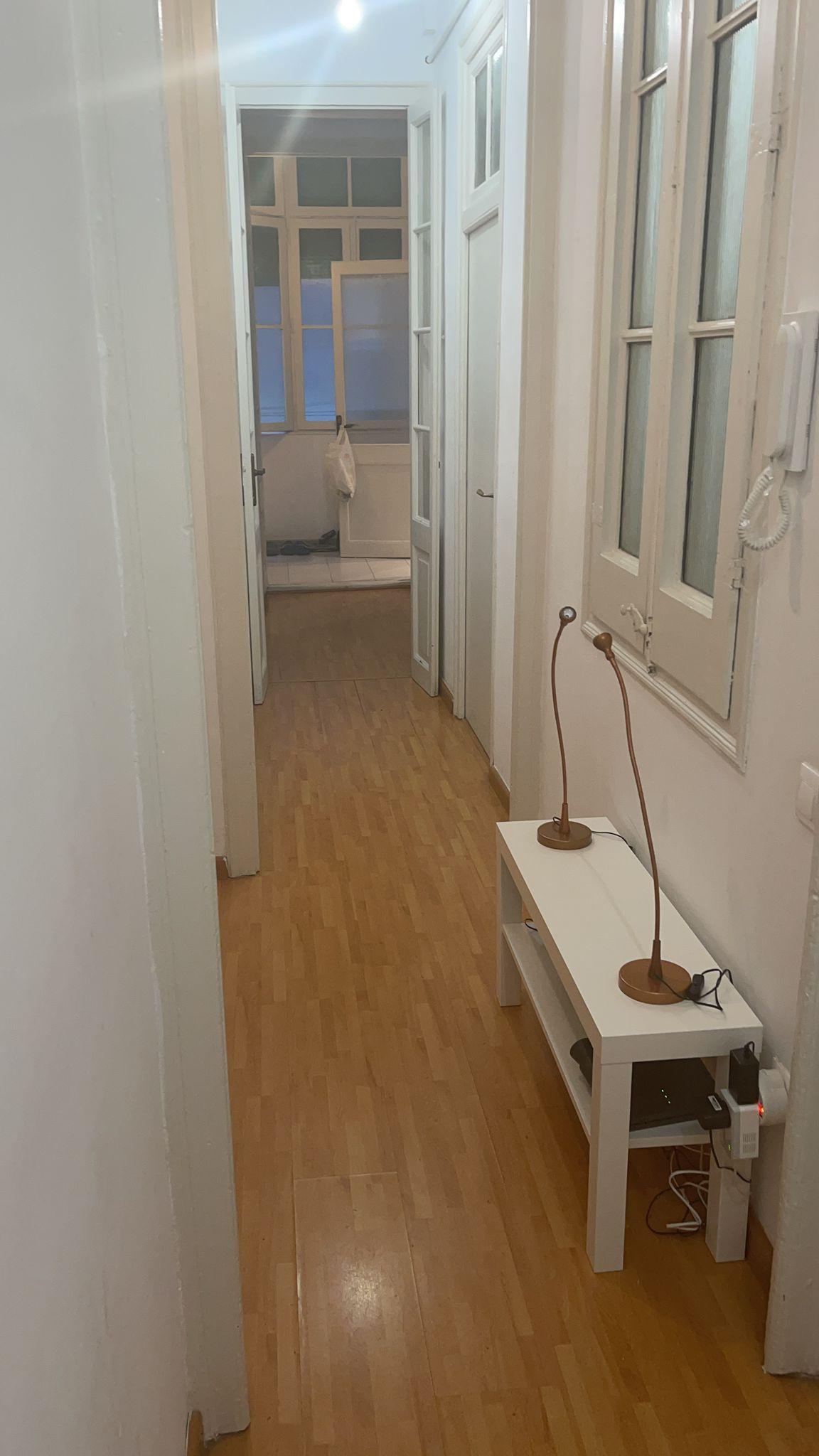 Beautiful and Spacious Apartment in the heart of Barcelona
