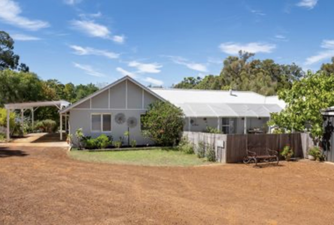 Bela casa de campo em uma propriedade tranquila de 5 acres na região vinícola de Margaret River