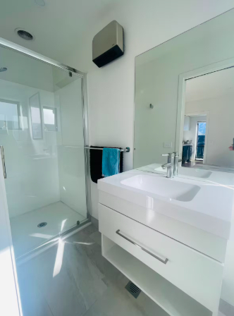 1 Bedroom Self Contained Unit