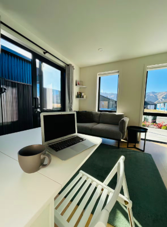 1 Bedroom Self Contained Unit