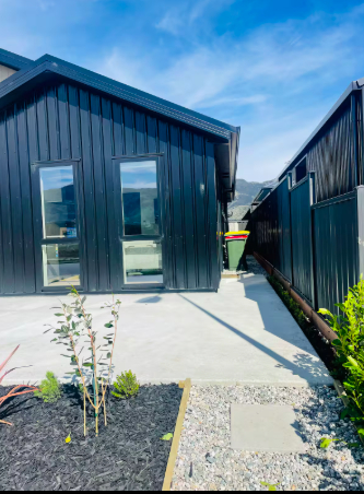 1 Bedroom Self Contained Unit