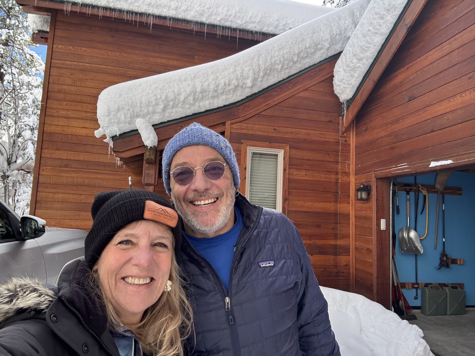 Mountain fun in Tahoe-Donner, Truckee! (only 1 bdr & no dogs during ski season)