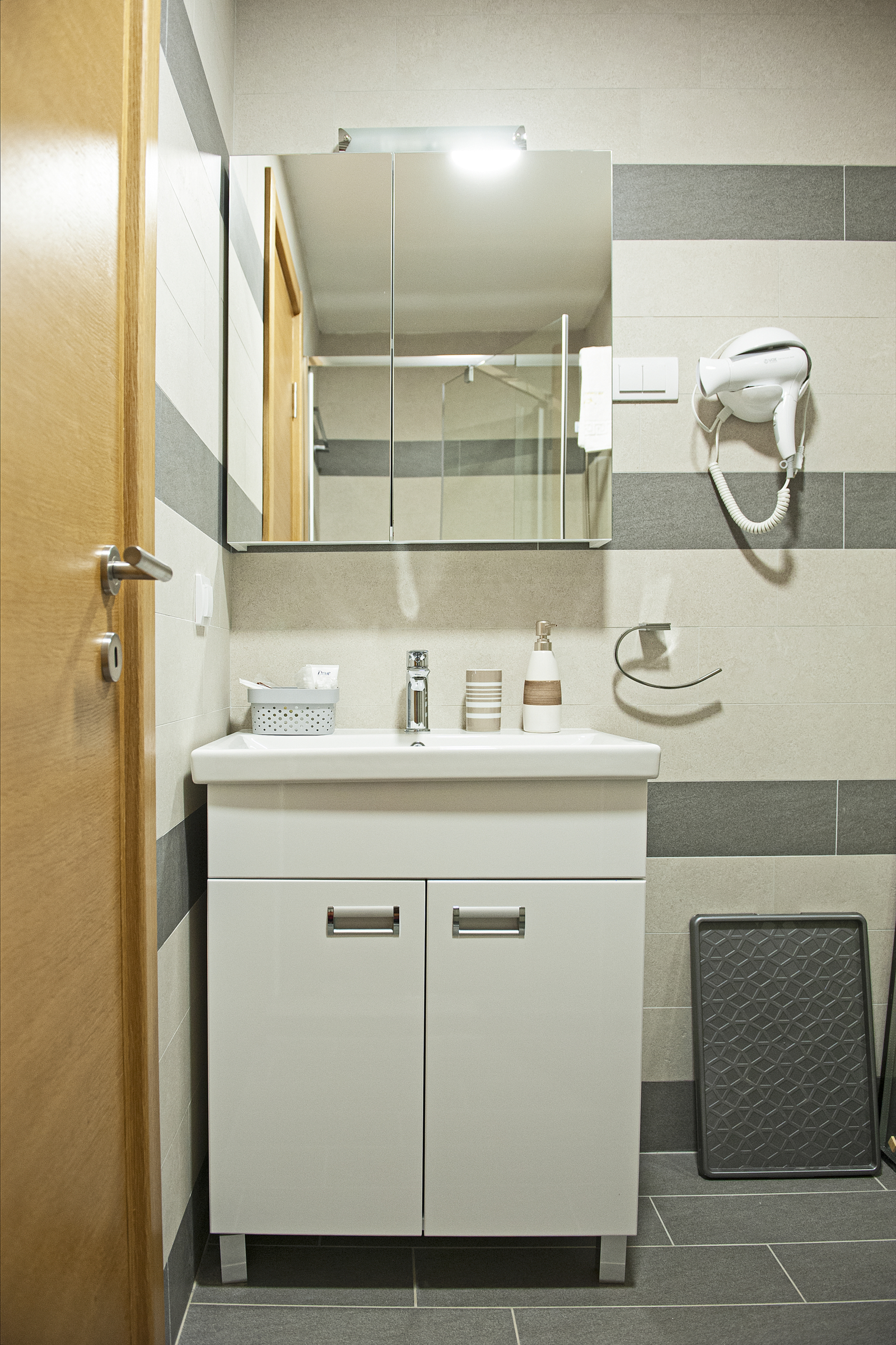 Vue ensoleillée à Kop - Appartement douillet dans un complexe spa luxueux