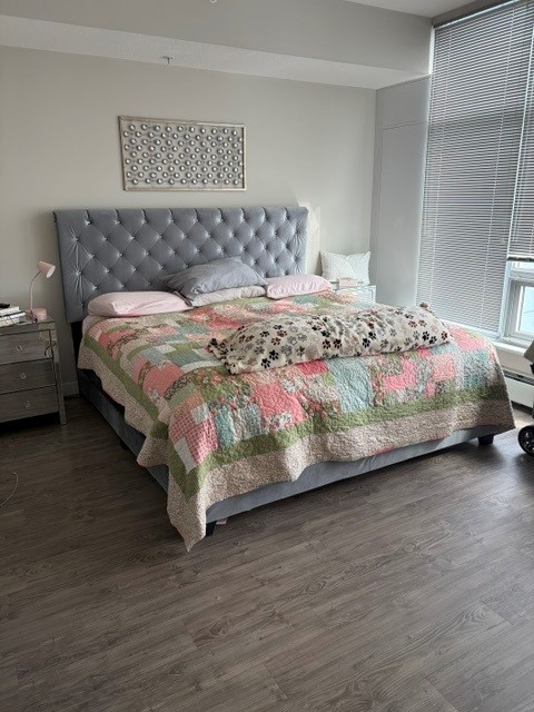 Executive-Penthouse-Suite in Calgary, AB, Kanada, mit Blick auf Stadt und Berge!