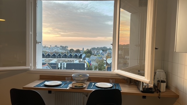 Bretanha, apartamento à beira-mar