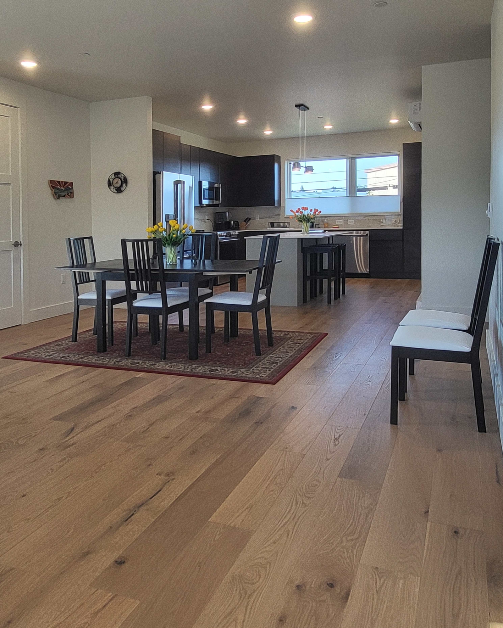 Casa moderna em Bozeman com fácil acesso a Yellowstone e aventuras ao ar livre empolgantes à sua porta.